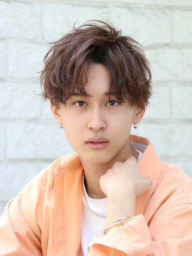 オーシャントーキョー 心斎橋(OCEAN TOKYO WEST) アップバングセンターパートフェザーショート