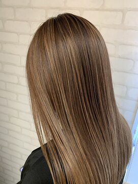 ロマンヤカタ ファース(ROMAN YAKATA fars) 髪質改善　ハイライトカラー　ケアブリーチ@田代3/29