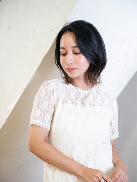 ララルーモ 渋谷公園通り店(LaLarOomo) くびレイヤー×ロングボブ