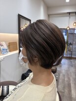 ハンナ(hanna)&nbsp;小顔ショートアッシュベージュ