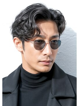 ミラー プラス エヌ(MIRROR+n) 20代30代40代 大人センターパート黒髪ビジネス#65