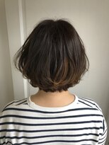 ライム(LIME) ふわっと揺れるショートボブ