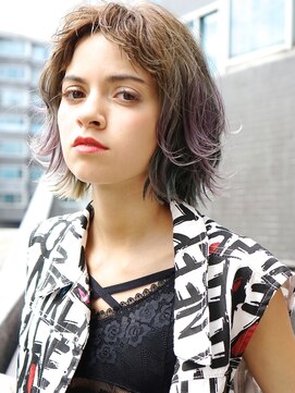 キラ 渋谷(KILLA) ウルフヘア×外ハネボブ×セクションカラー【KILLA】