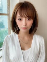 アフロート ディル(AFLOAT D'L)&nbsp;大人かわいいボブ フェザーバング カーキグレージュ 斜めバング