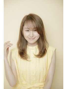 アフロディーテ ギンザ 秋葉原店(APHRODITE GINZA) グレージュカラー/シルキーベージュ/斜めバング/秋葉原