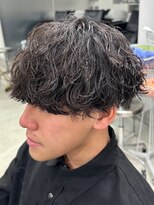 再現性高い波巻きスパイラルパーマ×刈り上げマッシュ