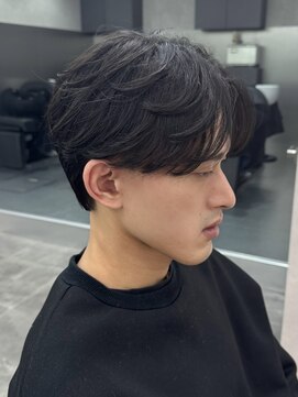 ジーニー 千葉(GENiE) ウルフ/センターパート/カルマパーマ/ニュアンスパーマ/古荘竜生