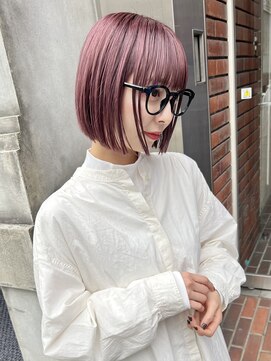 ジェム(GEM) チェリーレッド/細みハイライト/ホワイトブロンド/ボブ★105