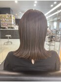 パツっと長めボブ