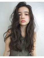 オンク 新宿(onk)&nbsp;黒髪/グレーベージュ/レイヤーロング/前髪パーマ[新宿駅]