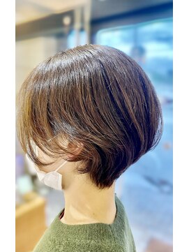 クール ヘアー ギャラリー 神明町店(COOL Hair gallery) 大人美フォルムショート　/クセ毛