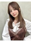 レイヤーカット　ロングレイヤー　くすみベージュ　顔周りカット