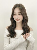 シュガーアンドソルト(SUGAR&SALT)&nbsp;バングなしのゆるっと韓国風ウェーブ巻きロング