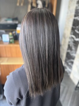 ソラナ(Solana)の写真/年齢に伴う髪質の変化やうねりを解消◎自然で柔らかな「地毛風ストレート」へ。