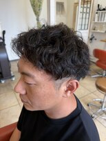 フェルーナ(FeRuna) ツイストスパイラルパーマ 強さレベル弱