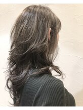 ヴァパウス ヘアーデザイン(Vapaus hair design) ハイレイヤースタイル+3Dカラー&ラベンダーアッシュ