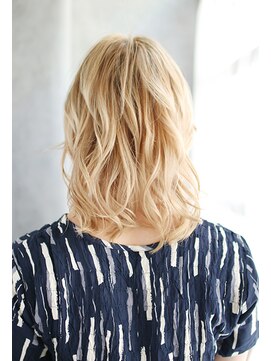 ミラー プラス エヌ(MIRROR+n) 20代30代40代　攻めウルフ【宝塚】