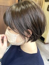 美容室カードル 新小岩店(Cadre) 大人可愛い20代30代40代黒髪前下がりショートボブ丸みショート