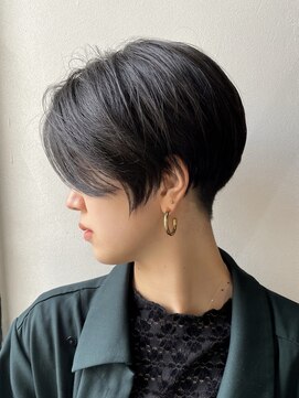 メイカ(MEIKA) 【乾かすだけできまる】やわらかレイヤー ハンサムショート　2