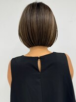ジル ブラン 福岡(JIL BLAN) ハイライトレイヤーカットショートボブイルミナカラー天神大名