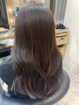 ヘアリゾート粋 トゥジュ 池袋東口店(tujuh) 透明感シアーグレージュ/艶髪セミロング