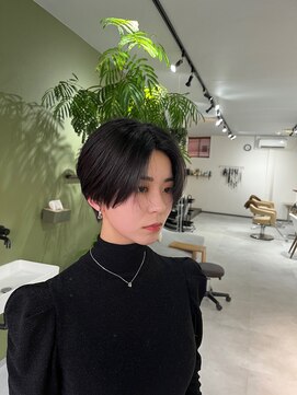 フロムドット(from.) 黒髪ショート