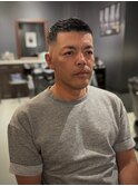 大人外国人風メンズアーミーショートフェード：大村　大心
