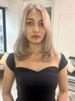 マジコ 下北沢東口店(Magico)&nbsp;ミルクティーベージュカラーレイヤーカットウルフカット韓国