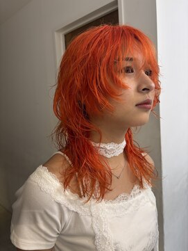 ナループロアツム(Nalu pu loa Tsum) ダブルカラー/オレンジカラー/マレットヘア