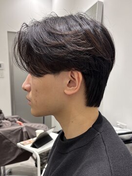 カルム(kalm) センターパートニュアンスパーマ