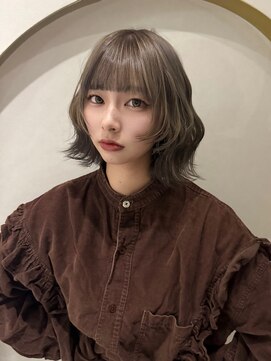 ミラ(MIRA) ブリーチカラー/デザインカラー/大阪梅田