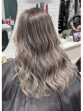 アミーゴ(AMIGO) バレイヤージュ