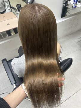 ガリカ 大名(Gallica) <ゲスト>ツヤ感と透明感、ミルクティーベージュ