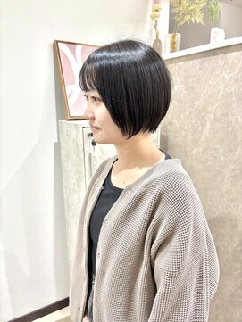 イト(ito.) short bob