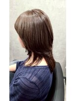 ポリマン 西新井(poliment)&nbsp;顔周りのレイヤーカット×ウルフレイヤー 艶カラー