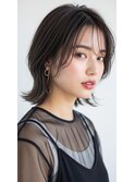 ミディアム20代30代ストレートレイヤー前髪なし前髪あり