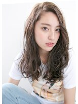 ロジェ(loje)&nbsp;＊LOJE＊ サイドパートで大人可愛いウェットロング。