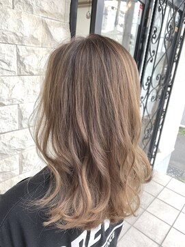 ブランシェ神領店 #ふんわりベージュ【ブランシェ神領店 林】