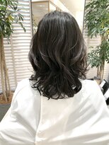 ステアケース 武蔵小杉店(stair:case)&nbsp;コテ巻き風パーマ　暗髪韓国ヘア　武蔵小杉美容室