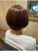 手ぐしでまとまるショートスタイル