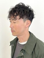 ラギッド 大野城店(RUGGED)&nbsp;ツーブロック　スパイラルパーマ　ショートヘア　30代40代