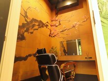 ヒール スパジオ(HEAL SPAZIO)の雰囲気（日本画の屏風のような贅沢個室もご用意しております。）