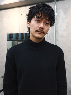 オルカ(ORCA) リバースセンターパート　メンズカット　ニュアンスパーマ/深江