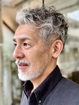 ミキ 中崎(MIKI) フェザー/ウェーブパーマ/ハードスタイル