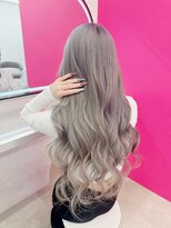 ロサ ファイブヘアー(Rosa..5Hair) ホワイトシルバー