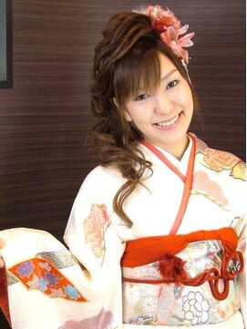 トップシェイプ(TOP SHAPE) 着物にまけない面のキレイさとサイドアップでかわいらしく