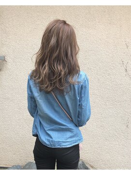 ワエン(WAEN) 【WAEN 横浜 井出将太】アッシュベージュ