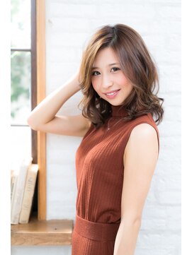 ソーエン バイ ヘッドライト 姪浜店(soen by HEADLIGHT) かきあげバングでモテパーマ