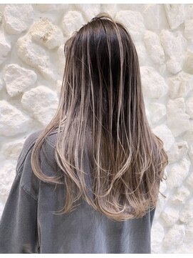 モアナ バイ ヘッドライト 沖縄東崎店(Moana by HEADLIGHT) ハイライトグラデーションカラー☆大人可愛い♪イメチェン