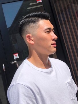 プラット(Platte) フェードカット